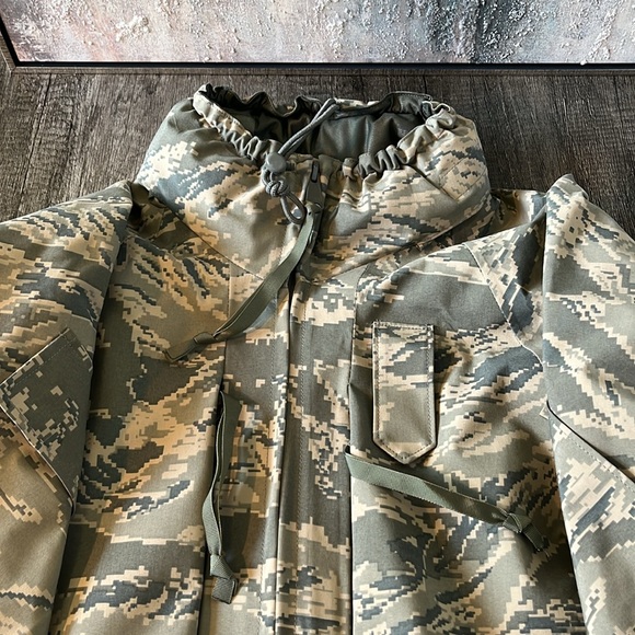 Propper international, all purpose environmental camouflage parka. - Picture 2 of 10
